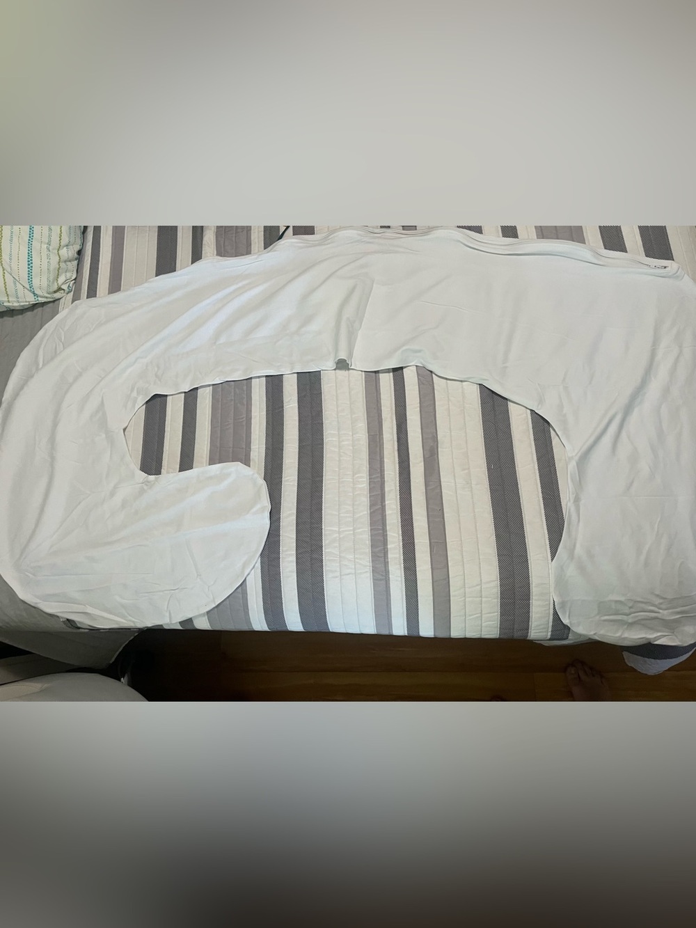 New Betty Dain Stretch Jersey Maternity pillowcase white